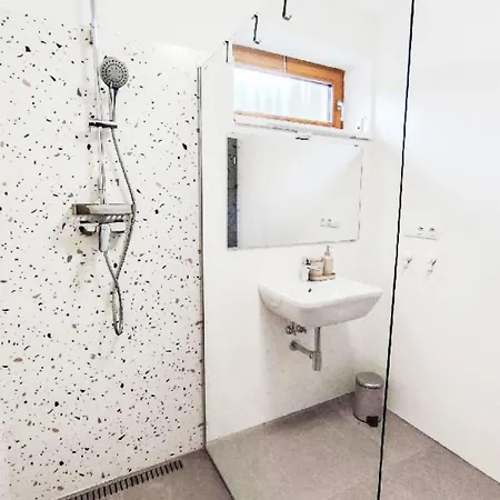 Horni Lisnice By Interhome Сasa de vacaciones *